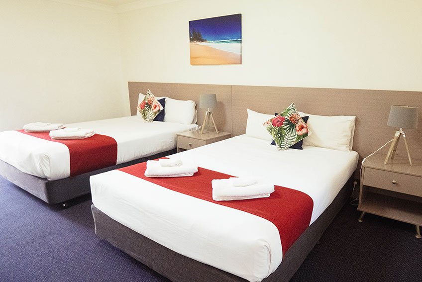 Mt Isa Queen + Double Motel Room